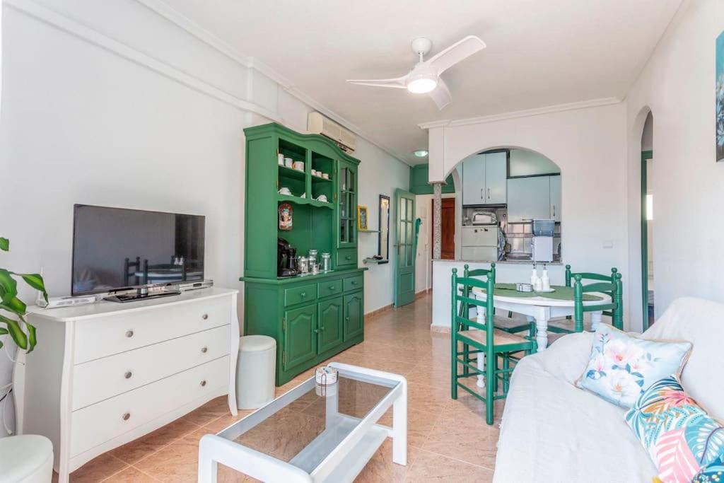 Green Lagoon Penthouse Торевиеха Екстериор снимка