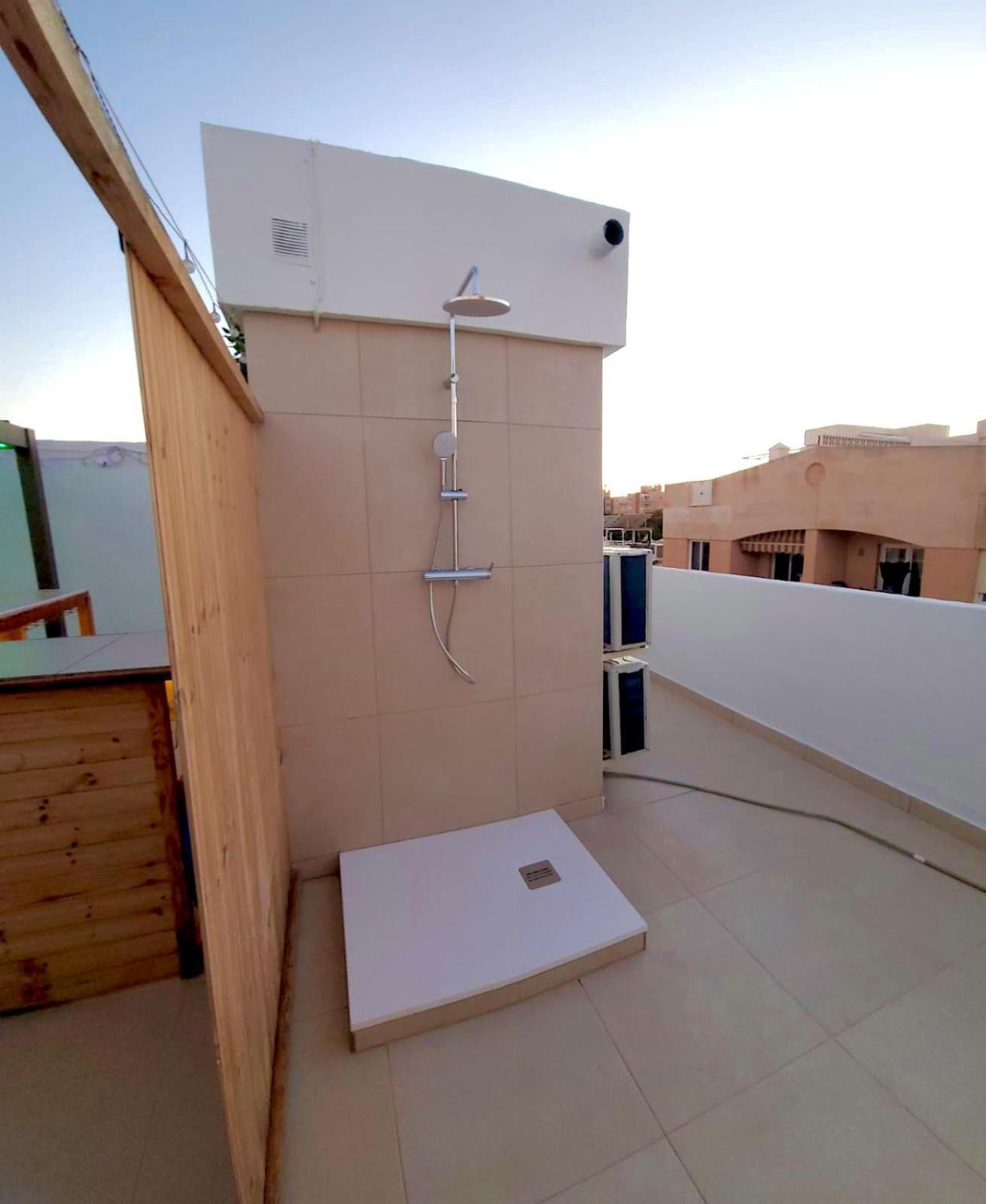 Green Lagoon Penthouse Торевиеха Екстериор снимка