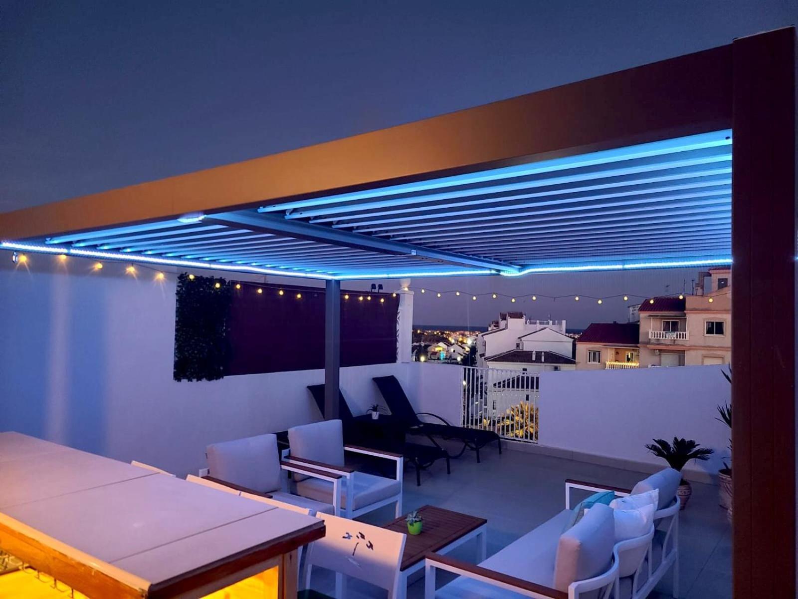 Green Lagoon Penthouse Торевиеха Екстериор снимка